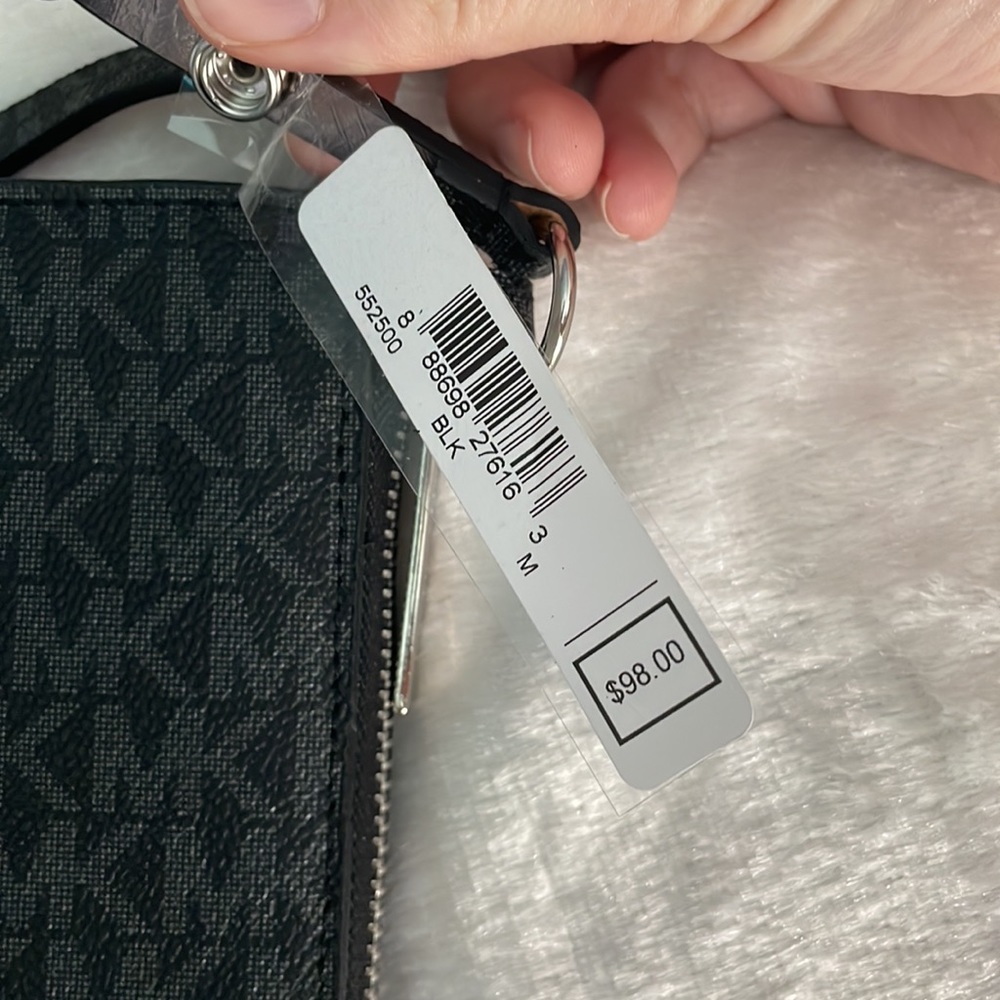Michael Kors | MK logo NWT leather belt fanny bag - Picture 9 of 12